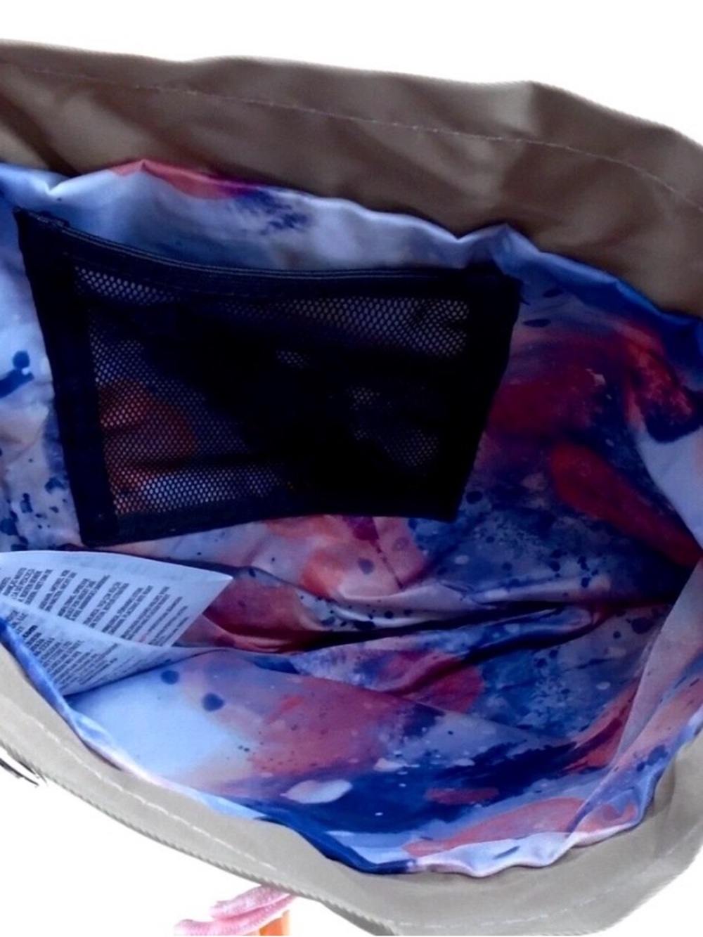 StarWars Crossbody Type tote. Excellent condition. Looks brand new. - Picture 3 of 7